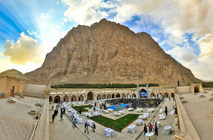 Bisotun - To visit Bisotun, don't hesitet to look into our Iran World Heritage Tour.
