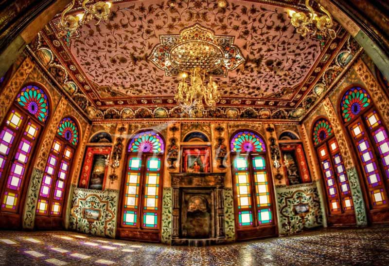 Golestan Palace, the stunning palace complex located in the heart of Tehran. With its exquisite architecture, intricate design, and rich cultural heritage, Golestan Palace is a testament to the artistic and cultural traditions of Iran. But what sets this palace complex apart from other historical sites around the world? 