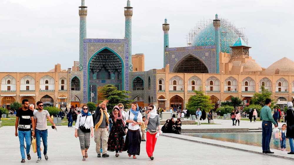 How to Choose the Best Iran Tour Operator