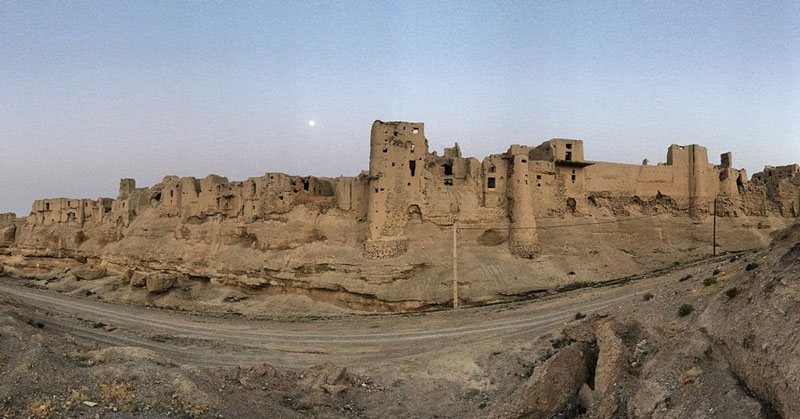 Izadkhast Fortress